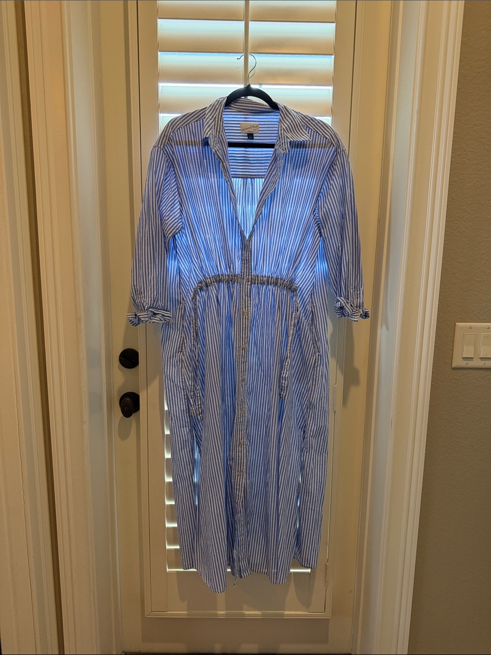 Universal Thread Blue and White Striped Cinch Front Shirt Dress with Pockets - L